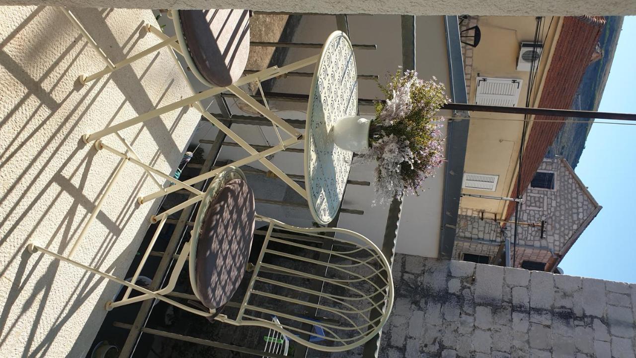 Lemon Tree Hotel Seget Donji Exterior photo